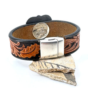 Magnetic clasp on western leather cuff
